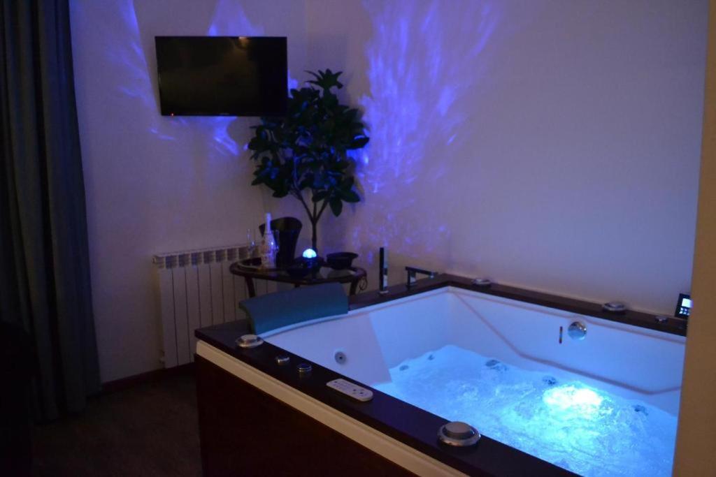 Bed & Breakfast Frida Katanya Dış mekan fotoğraf
